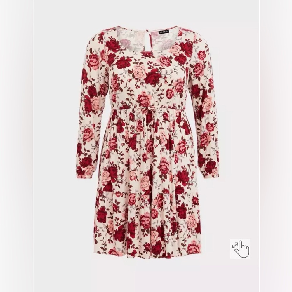 Torrid White Floral Long-Sleeve skater Dress size 2
